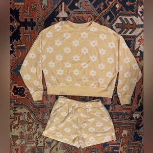 Rylee & Crew Sweatshirt & Matching Shorts (with pockets!)